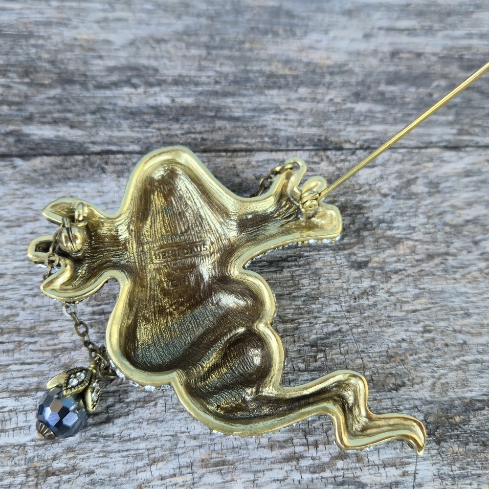 SOLD****Heidi Daus Spooktacular Ghost Designer Signed Brooch Pin original box 👻 - Picture 6 of 11